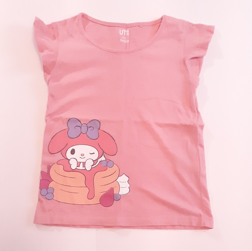 Uniqlo Kids Sanrio Print T-Shirt Size 3/4 Girls Summer